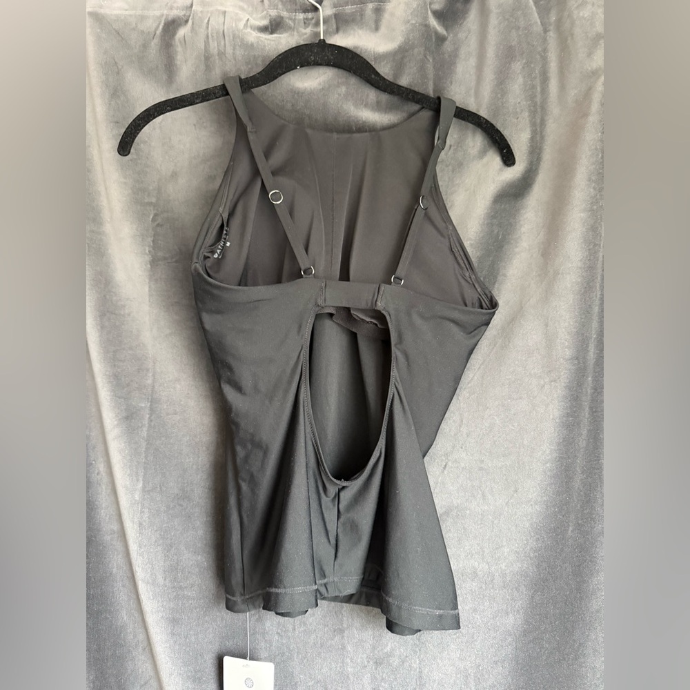 Athleta High Neck Keyhole Tankini NWT M medium - Picture 4 of 8